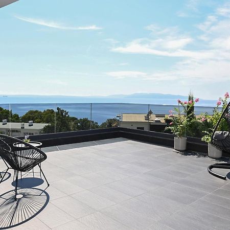 Sea View Deluxe Apartment 里耶卡 外观 照片