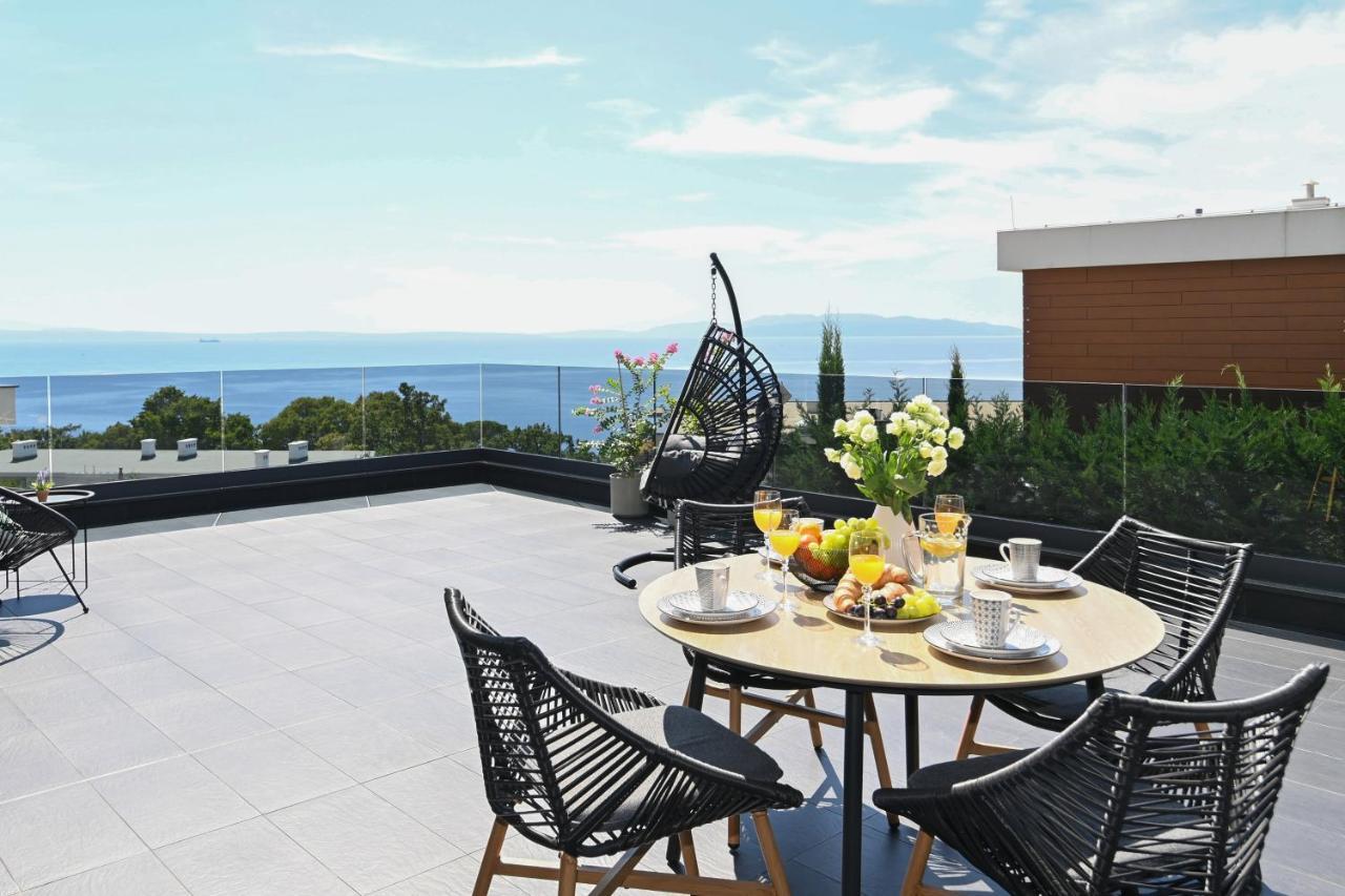 Sea View Deluxe Apartment 里耶卡 外观 照片