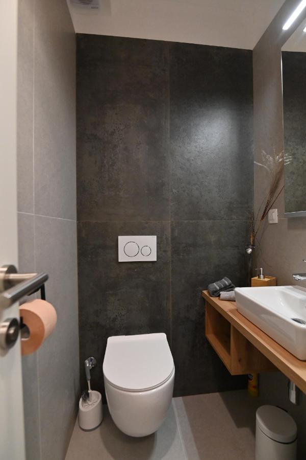 Sea View Deluxe Apartment 里耶卡 外观 照片