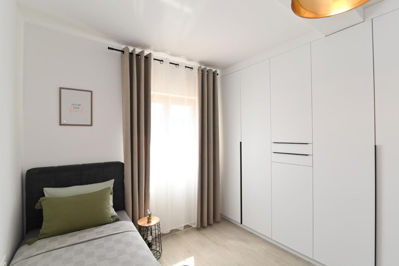 Sea View Deluxe Apartment 里耶卡 外观 照片