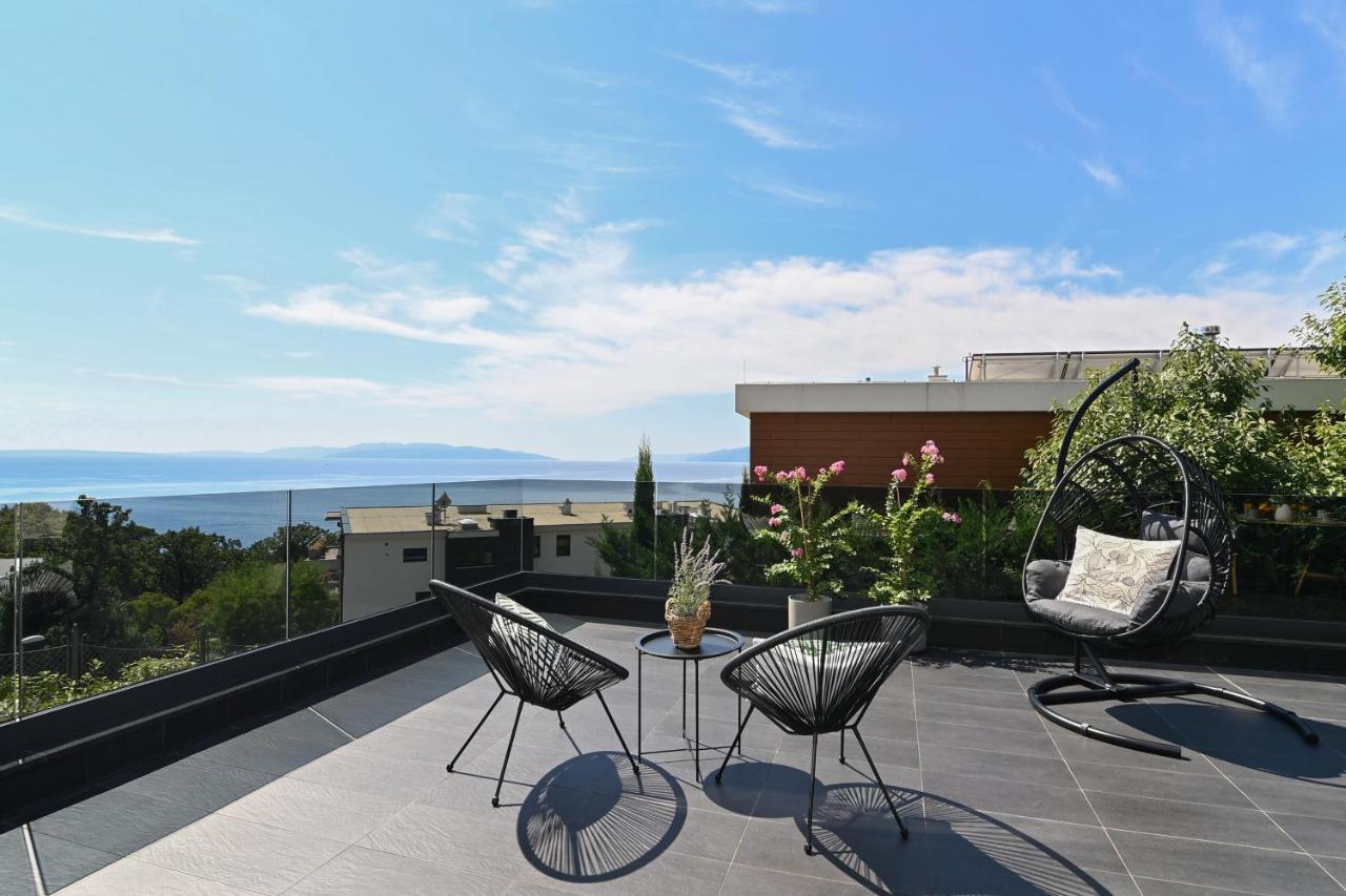 Sea View Deluxe Apartment 里耶卡 外观 照片